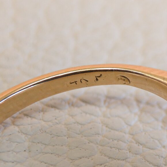 14K Gold Australian Opal & Diamond Ring – Vintage 1990s Setting, Size 6.75 - Picture 13 of 16